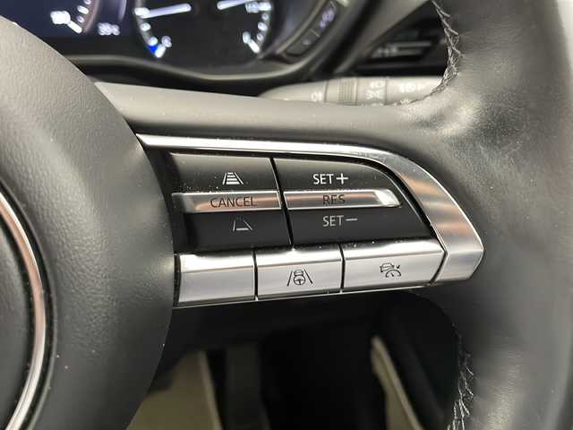 マツダ ＭＸ－３０ モダンコンフィデンス 長野県 2020(令2)年 1.3万km セラミックメタリック 4WD/BOSEプレミアムサウンド/純正SDナビ&フルセグTV&CD&USB&BT/アダプティブクルーズコントロール/レーンキープアシスト/車線逸脱警報/衝突軽減ブレーキ/コーナーセンサー/ブラインドスポットモニター/アイドリングストップ/ハーフレザーシート/前席シートヒーター/運転席パワーシート/運転席シートメモリ/ステアリングスイッチ/ステアリングヒーター/パドルシフト/全方位カメラ/ETC/LEDヘッドライト/オートライト/リアフォグランプ/電動格納ミラー/ウィンカーミラー/電動ホールド/オートホールド/純正18インチAW装着/社外フロアマット/プッシュスタート/スマートキー