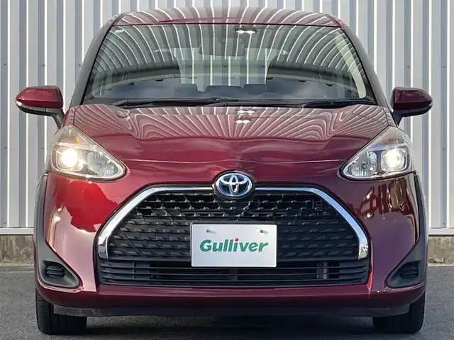 トヨタ シエンタ ハイブリッド G 福岡県 2018(平30)年 5.9万km センシュアルレッドマイカ トヨタセーフティセンス/PCS/LDA/クルーズコントロール/純正ナビ（ＮＳＺＴ－Ｗ６８Ｔ）/フルセグTV/CD/DVD/BT/SD/AM/FM/バックカメラ/両側パワースライドドア/オートハイビーム/スマートキー/プッシュスタート/ＥＴＣ/電格ミラー/ヘッドライトレベライザー