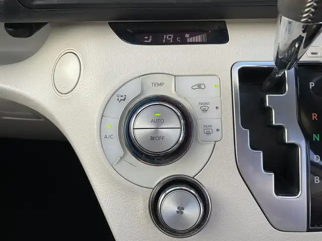 トヨタ シエンタ ハイブリッド G 福岡県 2018(平30)年 5.9万km センシュアルレッドマイカ トヨタセーフティセンス/PCS/LDA/クルーズコントロール/純正ナビ（ＮＳＺＴ－Ｗ６８Ｔ）/フルセグTV/CD/DVD/BT/SD/AM/FM/バックカメラ/両側パワースライドドア/オートハイビーム/スマートキー/プッシュスタート/ＥＴＣ/電格ミラー/ヘッドライトレベライザー