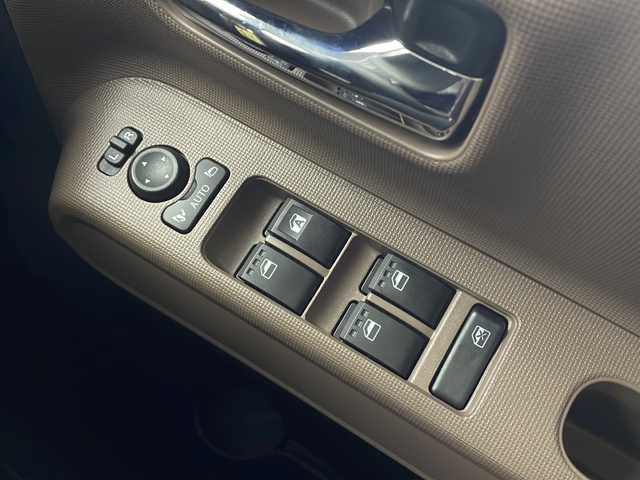 ダイハツ ムーヴ キャンバス セオリー G 愛知県 2023(令5)年 0.1千km ブラックマイカメタリック /禁煙車//登録時走行距離14km//純正ディーラーオプションナビ(エクリプス・AVN-P9W)//フルセグTV・AM・FM・CD・DVD・SD・Bluetooth//バックカメラ//スマートアシスト/・衝突回避支援ブレーキ(対車両・対歩行者[昼夜])/・衝突警報機能(対車両・対歩行者[昼夜])/・前後方誤発進抑制/・車線逸脱抑制/・車線逸脱警報/・路側逸脱警報/・ふらつき警報/・先行車発進お知らせ/・アダプティブドライビングビーム/・前後コーナーセンサー//フルLEDヘッドライト//オートライト//LEDフォグランプ//両側パワースライドドア//フロントシートヒーター//フロントベンチシート//ホッとカップホルダー//置きラクボックス//電子パーキングブレーキ//ブレーキホールド//革巻きステアリング//ステアリングスイッチ//プッシュスタート//電動格納ミラー//アイドリングストップ//スペアキー