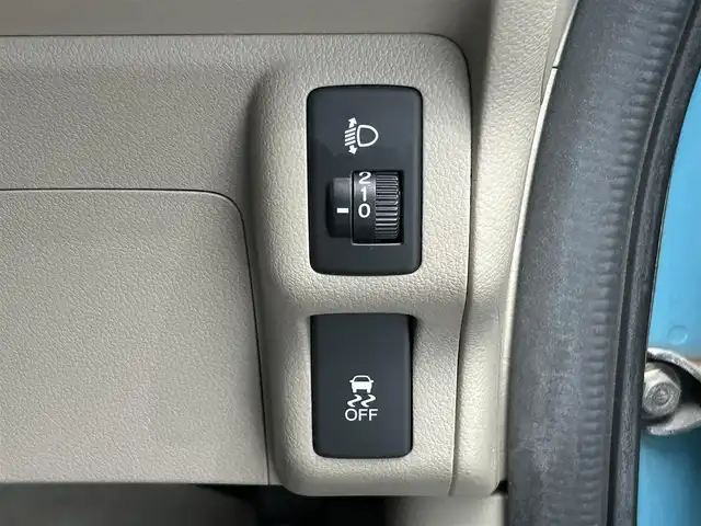 ホンダ Ｎ ＢＯＸ G Lパッケージ 鹿児島県 2014(平26)年 4.9万km イノセントブルーメタリック 純正ナビ【ＷＸ－１３５ＣＰ】　/ワンセグＴＶ　/ステアリングリモコン　/アイドリングストップ　/横滑り防止　/片側パワースライドドア　/プッシュスタート　/ヘッドライトレベライザー/純正１４インチアルミホイール/ドアバイザー