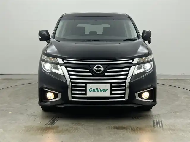 日産 エルグランド 250ハイウェイスターS 岡山県 2018(平30)年 6.8万km ファントムブラック 純正8インチナビ(MM516D-L)/(フルセグTV/CD/DVD/Blu-ray/Bluetooth/AUX)/両側パワースライドドア/ハーフレザー/ビルトインETC/LEDヘッドライト/バックカメラ/クルーズコントロール/社外ドライブレコーダー/プッシュスタート/スマートキー/アイドリングストップ/レーンキープアシスト/純正フロアマット/純正18インチアルミホイール/オートライト/フォグランプ