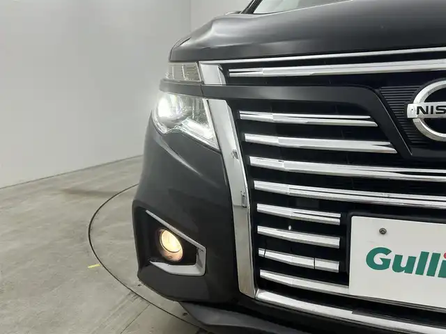 日産 エルグランド 250ハイウェイスターS 岡山県 2018(平30)年 6.8万km ファントムブラック 純正8インチナビ(MM516D-L)/(フルセグTV/CD/DVD/Blu-ray/Bluetooth/AUX)/両側パワースライドドア/ハーフレザー/ビルトインETC/LEDヘッドライト/バックカメラ/クルーズコントロール/社外ドライブレコーダー/プッシュスタート/スマートキー/アイドリングストップ/レーンキープアシスト/純正フロアマット/純正18インチアルミホイール/オートライト/フォグランプ