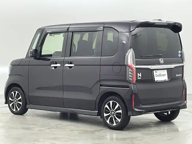 ホンダ Ｎ ＢＯＸ カスタム G L ホンダセンシング 福岡県 2018(平30)年 3.9万km プレミアムベルベットパープル・パール 純正８型ナビ（ＢＴ，フルセグＴＶ）　/バックカメラ　/ビルトインＥＴＣ　/前方ドラレコ　/アダプティブクルーズコントロール　/衝突軽減　/レーンキープ　/片側電動スライドドア　/純正１４インチＡＷ　/ＬＥＤヘッドライト