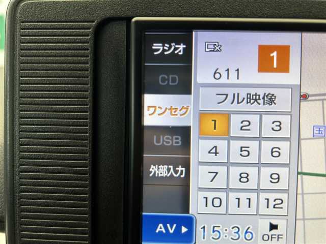 ダイハツ キャスト スタイル X 鹿児島県 2017(平29)年 4.9万km パールホワイトⅢ 社外ナビ【AVN１３７M】/(CD/CDチェンジャー/ワンセグ)/社外前後ドライブレコーダー/オートライト/横滑り防止装置/盗難防止装置/純正フロアマット/純正ドアバイザー/レベライザー/電動格納ドアミラー/ハロゲンライト