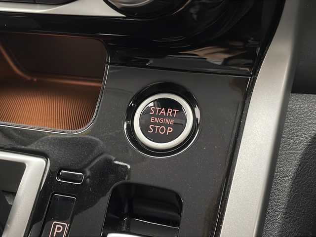 日産 セレナ ハイウェイスター プロパイロットED 宮崎県 2016(平28)年 6.8万km マルーンレッド 2トーン 禁煙車/エマージェンシーブレーキ/純正9型ナビTV/（MM516D-L/CD/DVD/Blu-ray/Bluetooth/フルセグTV)/純正バックカメラ/純正LEDオートライト/純正フォグ/純正16インチアルミ/純正フロアマット/社外前後ドライブレコーダー/ハンズフリー両側電動スライドドア/プロパイロット/クリアランスソナー/電子パーキング/オートホールド/オートエアコン/ウインカードアミラー/本革巻ハンドル/インテリジェントキー/プッシュエンジンスタート/新車時保証書/取扱い説明書