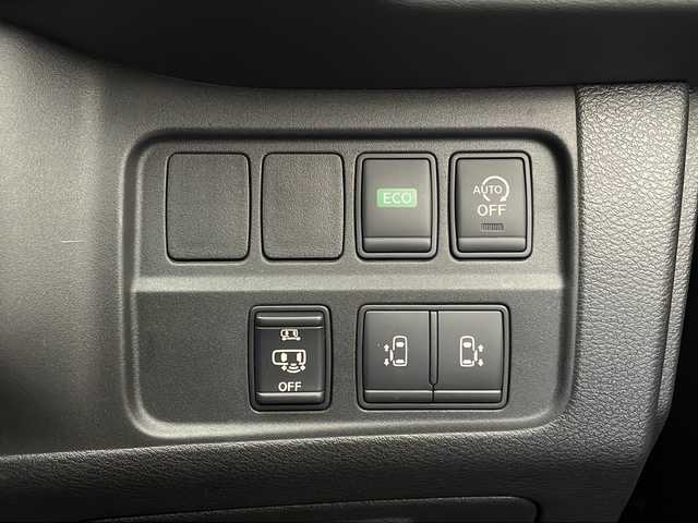 日産 セレナ ハイウェイスター プロパイロットED 宮崎県 2016(平28)年 6.8万km マルーンレッド 2トーン 禁煙車/エマージェンシーブレーキ/純正9型ナビTV/（MM516D-L/CD/DVD/Blu-ray/Bluetooth/フルセグTV)/純正バックカメラ/純正LEDオートライト/純正フォグ/純正16インチアルミ/純正フロアマット/社外前後ドライブレコーダー/ハンズフリー両側電動スライドドア/プロパイロット/クリアランスソナー/電子パーキング/オートホールド/オートエアコン/ウインカードアミラー/本革巻ハンドル/インテリジェントキー/プッシュエンジンスタート/新車時保証書/取扱い説明書