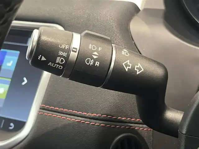 ランドローバー レンジローバーイヴォーク HSEダイナミック 岐阜県 2017(平29)年 3.9万km フジホワイト ブラックデザインパック/ＡＣＣ（アダプティブクルーズコントロール）/３６０°パークアシスト　/レーンデパーチャーワーニング/パワーシート/パノラミックグラスルーフ（回転式電動サンブラインド付）/ＭＥＲＩＤＩＡＮサウンドシステム　/アダプティブＬＥＤヘッドランプ　/シートヒーター　/ワンセグテレビ/バックカメラ