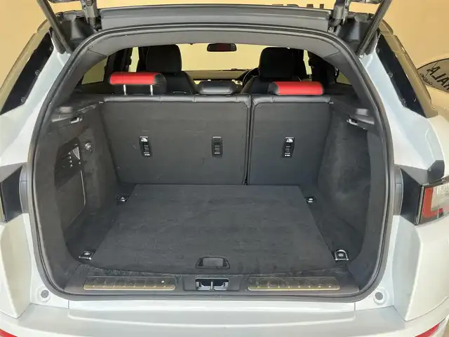 ランドローバー レンジローバーイヴォーク HSEダイナミック 岐阜県 2017(平29)年 3.9万km フジホワイト ブラックデザインパック/ＡＣＣ（アダプティブクルーズコントロール）/３６０°パークアシスト　/レーンデパーチャーワーニング/パワーシート/パノラミックグラスルーフ（回転式電動サンブラインド付）/ＭＥＲＩＤＩＡＮサウンドシステム　/アダプティブＬＥＤヘッドランプ　/シートヒーター　/ワンセグテレビ/バックカメラ