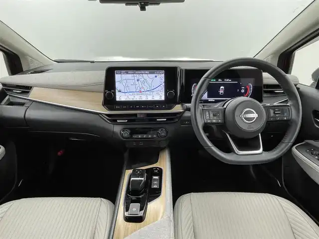 日産 オーラ G レザーエディション 熊本県 2021(令3)年 3.9万km ガーネットレッド/スーパーブラック 2トーン 純正9インチナビ/(ApplCarPlay・AndroidAuto・Bluetooth・フルセグ・USB・HDMI)/アラウンドビューモニター/BOSEパーソナルプラス/デジタルルームミラー/レザーシート/ワイヤレス充電/純正前方ドライブレコーダー/ビルトインETC2.0/前後クリアランスソナー/ブラインドスポットモニター/エマージェンシーブレーキ/プロパイロット/インテリジェントクルーズコントロール/ハンドル支援/側方・後方支援/駐車支援/標識認識機能/踏み間違い防止/ハイビームアシスト/オートライト/LEDヘッドライト/フォグランプ/スマートキー/プッシュスタート/スペアキー1本/保証書/取扱説明書