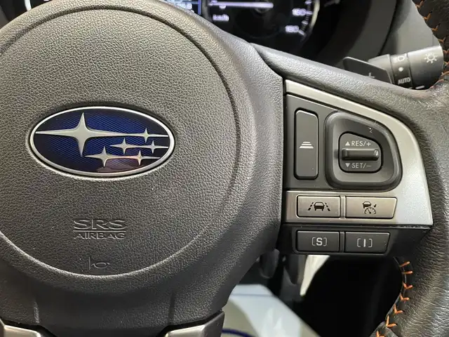 スバル フォレスター Xブレイク 岩手県 2016(平28)年 10.2万km クリスタルホワイトP ワンオーナー/４WD/ルーフレール/パドルシフト/前席パワーシート/前席・後席左右シートヒーター/アイサイトVer.3/メーカーOPアドバンスドセイフティパッケージ/プリクラッシュブレーキ/全車速追従機能付きクルーズコントロール/アクティブレーンキープ/AT誤発進抑制制御/先行車発信お知らせ機能/スバルリヤビークルディテクション/アダプティブドライビングビーム/X-MODE/ヒルディセントコントロール/ステアリング連動ヘッドランプ/横滑り防止装置/アイドリングストップ/コーナーセンサー/純正ナビ/フルセグTV/バックカメラ/ドライブレコーダー/ETC/LEDヘッドランプ/フロント・リヤフォグランプ/純正アルミホイール