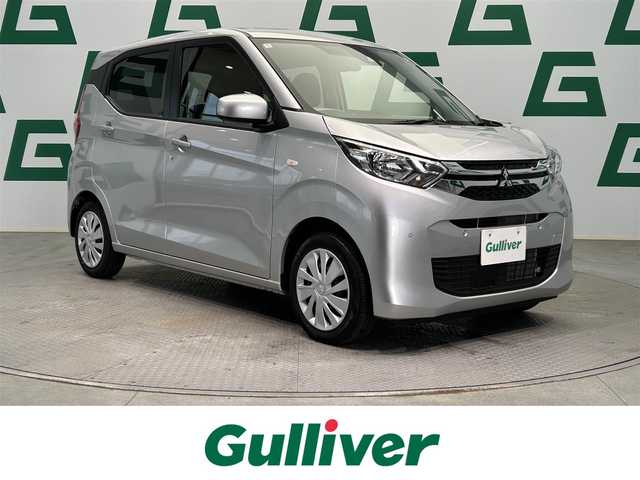三菱 ｅＫワゴン M 鹿児島県 2024(令6)年 0.7万km スターリングシルバーM 純正オーディオ　/ミラー型バックカメラ　/ＵＳＢソケット　/ヘッドライトレベライザー　/ステリモ　/社外フロアマット　/アイドリングストップ　/カーテンエアバッグ　/ハロゲンライト　/ベンチシート/DN席シートヒーター/パワーステアリング/パワーウィンドウ/衝突被害軽減システム/AUX接続