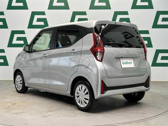 三菱 ｅＫワゴン M 鹿児島県 2024(令6)年 0.7万km スターリングシルバーM 純正オーディオ　/ミラー型バックカメラ　/ＵＳＢソケット　/ヘッドライトレベライザー　/ステリモ　/社外フロアマット　/アイドリングストップ　/カーテンエアバッグ　/ハロゲンライト　/ベンチシート/DN席シートヒーター/パワーステアリング/パワーウィンドウ/衝突被害軽減システム/AUX接続