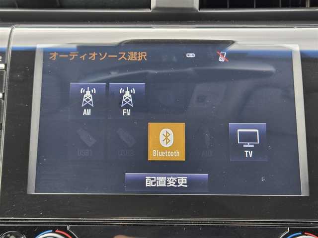 トヨタ カムリ G レザーパッケージ 鹿児島県 2018(平30)年 7.1万km プラチナホワイトパールマイカ アダプティブクルーズコントロール　/ビルトインＥＴＣ２．０　/Ｄ＋Ｎ席シートヒーター　/Ｄ＋Ｎ席パワーシート　/純正ＳＤナビ　/Ｂｌｕｅｔｏｏｔｈオーディオ　/ＭＴモード付きＡＴ　/ヘッドアップディスプレイ/テレビキャンセラー/フルレザーシート/トヨタセーフティセンス/インテリジェントクリアランスソナー/横滑り防止装置/レーンキープアシスト/エアバッグ(W+サイド)/カーテンエアバッグ/プッシュスタート/スマートキー/アイドリングストップ/純正アルミホイール(18インチ)