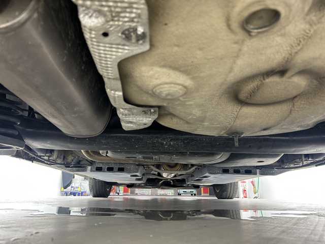 アウディ Ａ１ SB 1．0TFSI 愛知県 2017(平29)年 5.2万km グレイシアホワイトメタリック 純正ナビ/（AM/FM/フルセグ/BlueTtooth/CD/DVD）/バックカメラ/D/N席シートヒーター/パーキングエイド/MTモード付AT/アイドリングストップ/純正15インチアルミホイール/バイキセノンヘッドライト/ETC/横滑り防止機能/オートライト/電動格納ミラー/ステアリングスイッチ/純正フロアマット/スマートキー/プッシュスタート/スペアキー