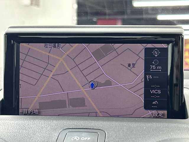 アウディ Ａ１ SB 1．0TFSI 愛知県 2017(平29)年 5.2万km グレイシアホワイトメタリック 純正ナビ/（AM/FM/フルセグ/BlueTtooth/CD/DVD）/バックカメラ/D/N席シートヒーター/パーキングエイド/MTモード付AT/アイドリングストップ/純正15インチアルミホイール/バイキセノンヘッドライト/ETC/横滑り防止機能/オートライト/電動格納ミラー/ステアリングスイッチ/純正フロアマット/スマートキー/プッシュスタート/スペアキー