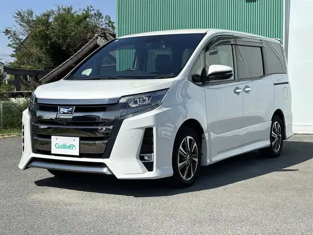 トヨタ ノア Si ダブルバイビーⅡ 福岡県 2020(令2)年 5.1万km ホワイトパールクリスタルシャイン プッシュスタートボタン/スマートキー/HDDナビ/Bluetoothオーディオ/USB接続/HDMI接続/ETC/フルセグTV/バックカメラ/ドライブレコーダー前後/両側パワースライドドア/コーナーセンサー前後/純正アルミホイール/LEDヘッドライト