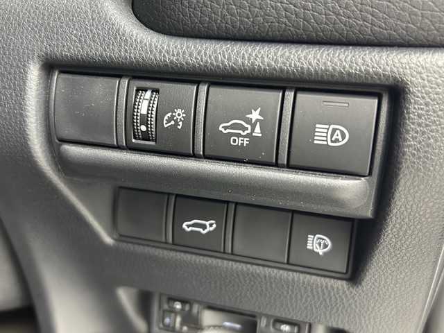 トヨタ ランドクルーザー ２５０ VX ファーストエディション 大阪府 2024(令6)年 2.6万km プラチナホワイトパールマイカ チルト＆スライド電動ムーンルーフ/デジタルインナーミラー/純正12.3インチディスプレイオーディオ/【AM/FM/Bluetooth/フルセグTV/HDMI】/パノラミックビューモニター/ビルトインETC2.0/挟み込み防止機能付きハンズフリーパワーバックドア/ステアリングヒーター/WAC/茶色本革シート/純正フロアマット/純正18インチAW/ブラインドスポットモニター/ISOFIX/AC100V電源/トヨタ チームメイト【アドバンスト ドライブ】/トヨタセーフティセンス/・プリクラッシュセーフティ/・レーントレーシングアシスト/・レーンディパーチャーアラート/・アダプティブハイビームシステム/・ロードサインアシスト/・ドライバー異常時対応システム/・プロアクティブドライビングアシスト/・発進遅れ告知機能/・フロントクロストラフィックアラート/・レーンチェンジアシスト