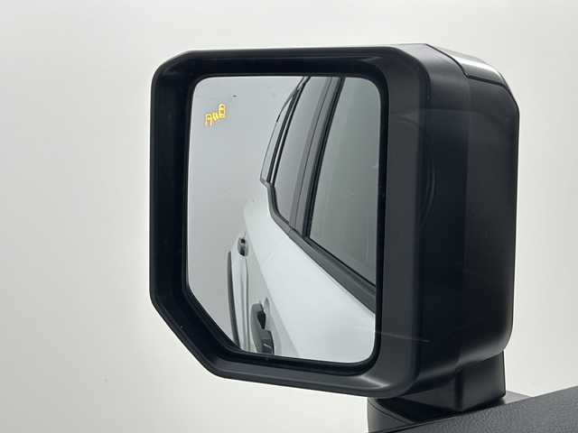 トヨタ ランドクルーザー ２５０ VX ファーストエディション 大阪府 2024(令6)年 2.6万km プラチナホワイトパールマイカ チルト＆スライド電動ムーンルーフ/デジタルインナーミラー/純正12.3インチディスプレイオーディオ/【AM/FM/Bluetooth/フルセグTV/HDMI】/パノラミックビューモニター/ビルトインETC2.0/挟み込み防止機能付きハンズフリーパワーバックドア/ステアリングヒーター/WAC/茶色本革シート/純正フロアマット/純正18インチAW/ブラインドスポットモニター/ISOFIX/AC100V電源/トヨタ チームメイト【アドバンスト ドライブ】/トヨタセーフティセンス/・プリクラッシュセーフティ/・レーントレーシングアシスト/・レーンディパーチャーアラート/・アダプティブハイビームシステム/・ロードサインアシスト/・ドライバー異常時対応システム/・プロアクティブドライビングアシスト/・発進遅れ告知機能/・フロントクロストラフィックアラート/・レーンチェンジアシスト