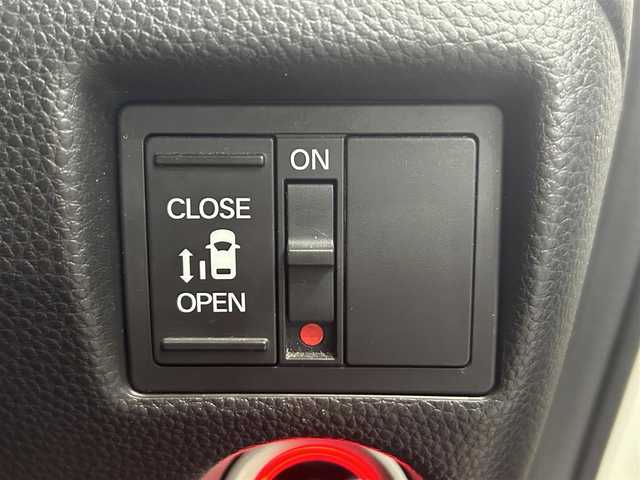 ホンダ Ｎ ＢＯＸ カスタム G L ホンダセンシング 鹿児島県 2020(令2)年 1.7万km プラチナホワイトパール 社外ナビ　/ワンセグＴＶ　/Ｂｌｕｅｔｏｏｔｈ　/ドラレコ　/クルーズコントロール　/前後ドラレコ　/片側パワスラ　/ビルドインＥＴＣ　/バックカメラ　/前席シートヒーター　/オートマチックハイビーム　/ホンダセンシング/フロアマット/ロール式サンシェード/LEDヘッドライト