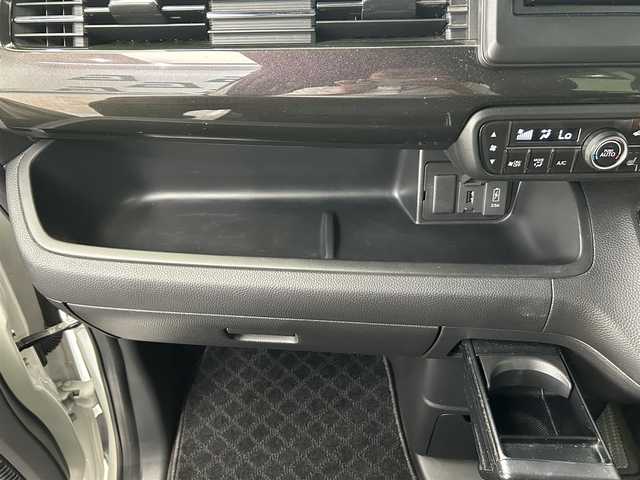 ホンダ Ｎ ＢＯＸ カスタム G L ホンダセンシング 鹿児島県 2020(令2)年 1.7万km プラチナホワイトパール 社外ナビ　/ワンセグＴＶ　/Ｂｌｕｅｔｏｏｔｈ　/ドラレコ　/クルーズコントロール　/前後ドラレコ　/片側パワスラ　/ビルドインＥＴＣ　/バックカメラ　/前席シートヒーター　/オートマチックハイビーム　/ホンダセンシング/フロアマット/ロール式サンシェード/LEDヘッドライト