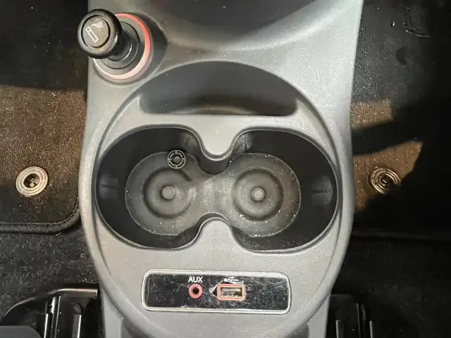 フィアット ５００ 1．2 ポップ 高知県 2017(平29)年 3.4万km 白 社外ナビ（AVIC-RZ800）/　【AM/FM/フルセグTV/BT/CD/DVD】/バックカメラ/純正ドライブレコーダー/純正フロアマット/純正スチールホイール/ETC