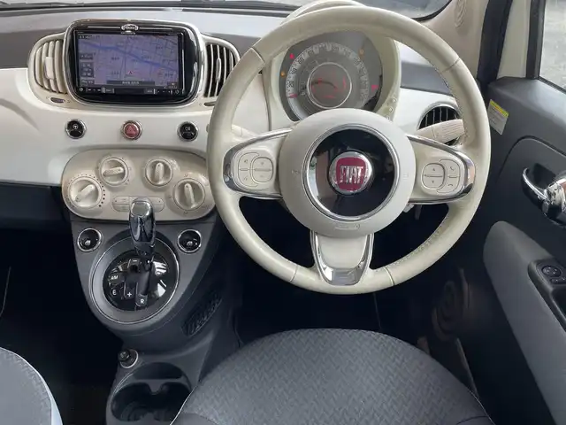 フィアット ５００ 1．2 ポップ 高知県 2017(平29)年 3.4万km 白 社外ナビ（AVIC-RZ800）/　【AM/FM/フルセグTV/BT/CD/DVD】/バックカメラ/純正ドライブレコーダー/純正フロアマット/純正スチールホイール/ETC