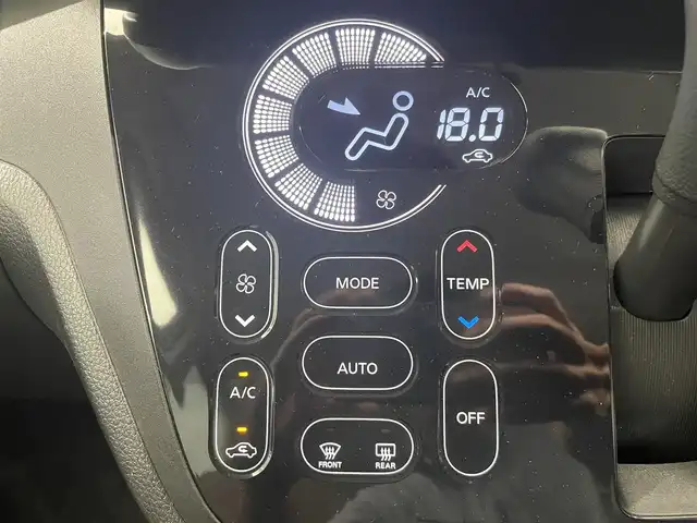 日産 デイズ ルークス HWS X Vセレクション 鹿児島県 2020(令2)年 4万km チタニウムグレーメタリック インテリジェントアラウンドビューモニター（ルームミラー）/エマージェンシーブレーキ/社外オーディオ【DEH-380】/革巻きステアリング/ステアリングリモコン/ハーフレザーシート/運転席シートヒーター/両側パワースライドドア/純正LEDヘッドライト/フロントフォグランプ/オートライト/ハイビームアシスト/レーンキープアシスト/前後コーナーセンサー/後席シートバックテーブル/後席サーキュレーター/後席サンシェード/電動格納ドアミラー/アイドリングストップ/社外フロアマット/純正15インチアルミ