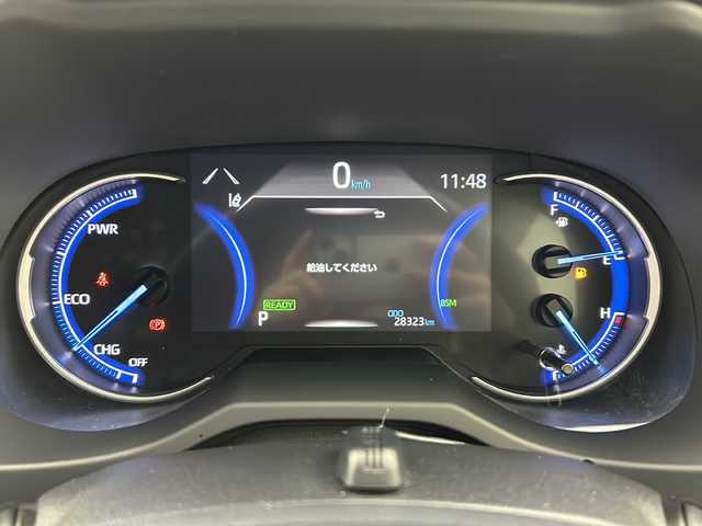 トヨタ ＲＡＶ４ ハイブリッドG 大阪府 2019(令1)年 2.9万km アティチュードブラックマイカ 純正ナビ/・フルセグTV/・Bluetooth/・SDサーバー/パノラマムーンルーフ/ブラインドスポットモニター/トヨタセーフティセンス/・プリクラッシュセーフティー/・レーントレーシングアシスト/・パーキングサポートブレーキ/・オートマチックハイビーム/前後コーナーセンサー/バックカメラ/黒レザーシート/シートヒーター/ステアリングヒーター/オートホールド/スペアキー/スマートキー