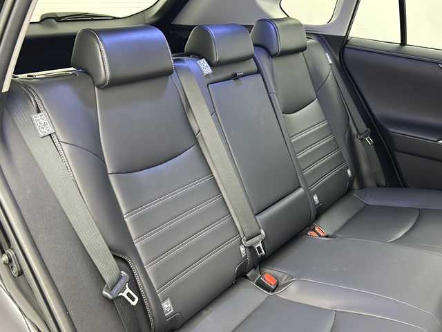 トヨタ ＲＡＶ４ ハイブリッドG 大阪府 2019(令1)年 2.9万km アティチュードブラックマイカ 純正ナビ/・フルセグTV/・Bluetooth/・SDサーバー/パノラマムーンルーフ/ブラインドスポットモニター/トヨタセーフティセンス/・プリクラッシュセーフティー/・レーントレーシングアシスト/・パーキングサポートブレーキ/・オートマチックハイビーム/前後コーナーセンサー/バックカメラ/黒レザーシート/シートヒーター/ステアリングヒーター/オートホールド/スペアキー/スマートキー