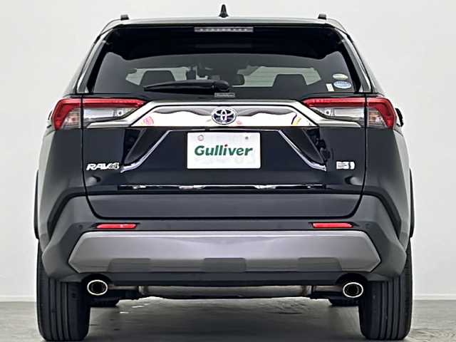 トヨタ ＲＡＶ４ ハイブリッドG 大阪府 2019(令1)年 2.9万km アティチュードブラックマイカ 純正ナビ/・フルセグTV/・Bluetooth/・SDサーバー/パノラマムーンルーフ/ブラインドスポットモニター/トヨタセーフティセンス/・プリクラッシュセーフティー/・レーントレーシングアシスト/・パーキングサポートブレーキ/・オートマチックハイビーム/前後コーナーセンサー/バックカメラ/黒レザーシート/シートヒーター/ステアリングヒーター/オートホールド/スペアキー/スマートキー