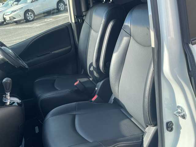 日産 セレナ ハイウェイS S HV Aセーフ 千葉県 2014(平26)年 8.3万km ブリリアントホワイトパール クロスギア　パノラマルーフ　8型ナビEX008V　アルパインフリップダウンモニター　全方位カメラ　全方位付ミラー　クルコン　パワスラ　エマブレ　ETC　防水シート　エアロ　HID　オートライト　コンビハンドル