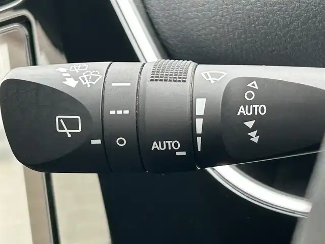 トヨタ プリウス Sセーフティプラス 兵庫県 2018(平30)年 6.7万km アティチュードブラックマイカ ALPINE9インチナビ/BTオーディオ/フルセグテレビ/バックカメラ/ETC/LEDヘッドライト/オートライト/フォグランプ/社外エアロ/トヨタセーフティセンス/スペアキー/スマートキープッシュスタート