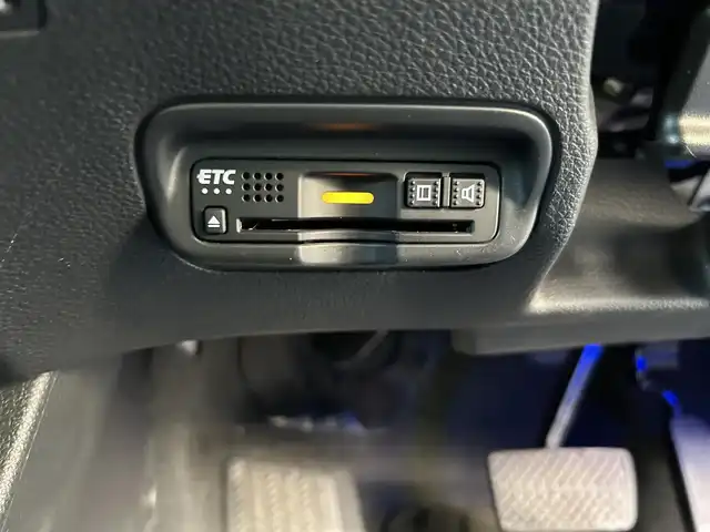 ホンダ ヴェゼル ハイブリッド Z ホンダセンシング 千葉県 2020(令2)年 4.1万km ミッドナイトブルービームM 純正SDナビゲーション/Bluetooth接続/フルセグTV/USB入力端子/パドルシフト/ハーフレザーシート/シートヒーター/ブレーキホールド/純正17インチAW/LEDヘッドランプ/LEDフォグランプ