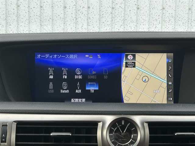 レクサス ＧＳ 300h Fスポーツ 熊本県 2017(平29)年 6.9万km ホワイトノーヴァガラスフレーク 純正メーカーSDナビDTV/・CD/DVD/BT/USB/SD/AUX/フルセグ/バックカメラ/ビルトインETC/本革シート/・メモリ付きパワーシート/・エアーシート/LEDヘッドライト/リアスポイラー/・オートライト/フォグ/ハンドルヒーター/ウィンカードアミラー/リアサンシェード/レクサスセーフティシステム＋/・プリクラッシュセーフティ/・レーンディパーチャーアラート/・アダプティブハイビームシステム/・レーダークルーズコントロール/マット/スマートキー