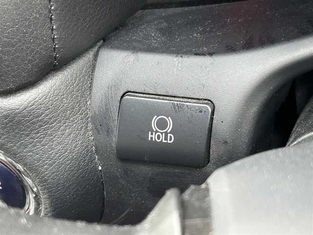 レクサス ＧＳ 300h Fスポーツ 熊本県 2017(平29)年 6.9万km ホワイトノーヴァガラスフレーク 純正メーカーSDナビDTV/・CD/DVD/BT/USB/SD/AUX/フルセグ/バックカメラ/ビルトインETC/本革シート/・メモリ付きパワーシート/・エアーシート/LEDヘッドライト/リアスポイラー/・オートライト/フォグ/ハンドルヒーター/ウィンカードアミラー/リアサンシェード/レクサスセーフティシステム＋/・プリクラッシュセーフティ/・レーンディパーチャーアラート/・アダプティブハイビームシステム/・レーダークルーズコントロール/マット/スマートキー