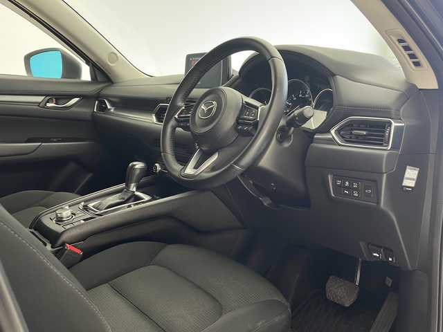 マツダ ＣＸ－５ XD プロアクティブ 沖縄県 2020(令2)年 7.9万km ポリメタルグレーM 純正ナビ/フルセグTV/Bluetooth接続/FM/AM/３６０°ビューモニター/ETC/クルーズコントロール/ステアリングスイッチ/パワーバックドア/パワーシート/シートヒーター/スマートキー/プッシュスタート/クリアランスソナー/純正１９インチアルミホイール/純正フロアマット/ドアバイザー/アイドリングストップ/保証書/取扱説明書