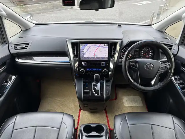 トヨタ ヴェルファイア Z 愛知県 2019(令1)年 7.6万km ホワイトパールクリスタルシャイン ワンオーナー/SDナビ/フルセグテレビ/バックカメラ/フリップダウンモニター/ウィンカーミラー/オットマン/追従クルーズコントロール/プッシュスタート/片側パワースライドドア/ETC/LED/ブレーキホールド/ルーフイルミネーションライト/11インチナビ/アルパインナビ