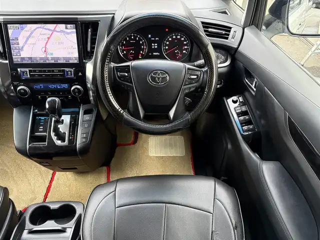 トヨタ ヴェルファイア Z 愛知県 2019(令1)年 7.6万km ホワイトパールクリスタルシャイン ワンオーナー/SDナビ/フルセグテレビ/バックカメラ/フリップダウンモニター/ウィンカーミラー/オットマン/追従クルーズコントロール/プッシュスタート/片側パワースライドドア/ETC/LED/ブレーキホールド/ルーフイルミネーションライト/11インチナビ/アルパインナビ