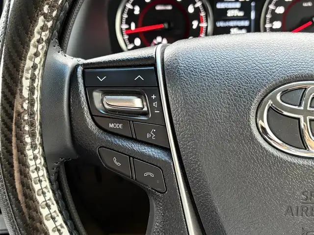 トヨタ ヴェルファイア Z 愛知県 2019(令1)年 7.6万km ホワイトパールクリスタルシャイン ワンオーナー/SDナビ/フルセグテレビ/バックカメラ/フリップダウンモニター/ウィンカーミラー/オットマン/追従クルーズコントロール/プッシュスタート/片側パワースライドドア/ETC/LED/ブレーキホールド/ルーフイルミネーションライト/11インチナビ/アルパインナビ