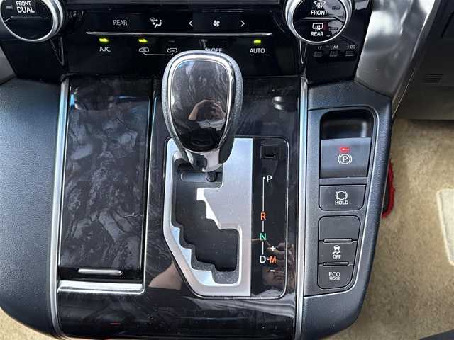 トヨタ ヴェルファイア Z 愛知県 2019(令1)年 7.6万km ホワイトパールクリスタルシャイン ワンオーナー　１１インチアルパインナビ　フルセグＴＶ　ＤＶＤ再生　Ｂｌｕｅｔｏｏｔｈ　ＵＳＢ接続　バックカメラ　後席フリップダウンモニタ　ＥＴＣ　オートホールド　レーダークルーズ　ＬＫＡ　ＬＥＤオートハイビーム