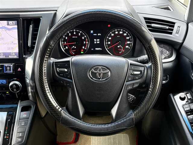 トヨタ ヴェルファイア Z 福岡県 2019(令1)年 7.6万km ホワイトパールクリスタルシャイン ワンオーナー　１１インチアルパインナビ　フルセグＴＶ　ＤＶＤ再生　Ｂｌｕｅｔｏｏｔｈ　ＵＳＢ接続　バックカメラ　後席フリップダウンモニタ　ＥＴＣ　オートホールド　レーダークルーズ　ＬＫＡ　ＬＥＤオートハイビーム