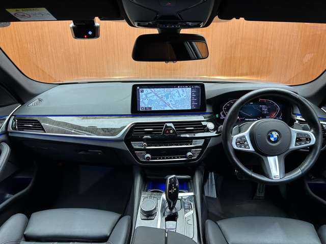 ＢＭＷ ＢＭＷ ５２３ｄ xDrive Mスポーツ EDジョイ+ 千葉県 2020(令2)年 5万km グレー 黒革　/シートヒーター　/純正ナビ　/３６０°カメラ　/ＨＵＤ　/ＡＣＣ　/ＬＥＤヘッドライト　/オートライト　/電動リアゲート　/ドライブレコーダー　/パーキングアシスト　/パワーシート　/フルセグＴＶ　/純正１９インチＡＷ