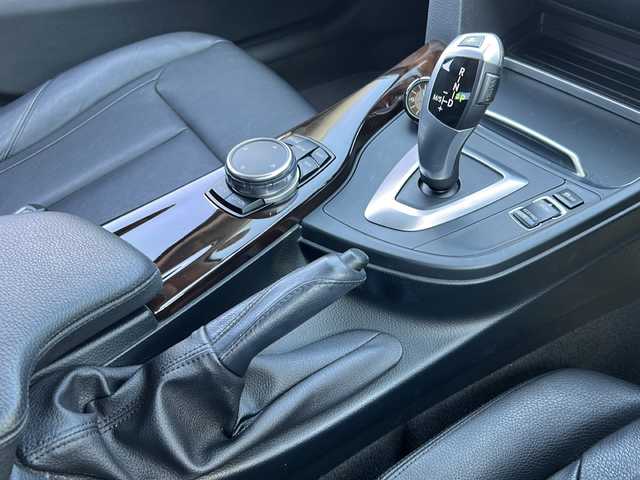 ＢＭＷ ４２０ｉ グランクーペ ラグジュアリー 佐賀県 2016(平28)年 5万km アルピンホワイトⅢ 純正ナビ/bluetooth/CD/DVD/ワンオーナー/バックモニター/クルーズコントロール（追従有り）/ドライブレコーダー/シートメモリ/前席パワーシート/シートヒーター/sport/Ecopro/ステアリングスイッチ/電格ウィンカーミラー/アイドリングストップ/ETC/オートライト/オートエアコン/電格リアゲート/プッシュスタート/革巻きステアリング/保証書/記録簿H２９、３０．R３．４、５/取扱説明書