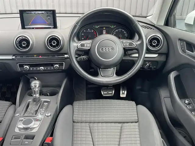アウディ Ａ３ SB 1．8 TFSIクワトロ 青森県 2014(平26)年 2.9万km パール ４WD/純正メーカーナビ/(AM/FM/CD/DVD/Bluetooth/フルセグTV)/バックカメラ/電動パーキング/パドルシフト/スタートストップシステム/LEDオートライト/ステアリングスイッチ/後方ドライブレコーダー/純正1７インチAW/ETC/オートエアコン/ABS/エアバック　W/サイド/カーテン/前後コーナー/横滑り防止機能/スペアキー×1/保証書/取扱説明書/ナビ取扱説明書