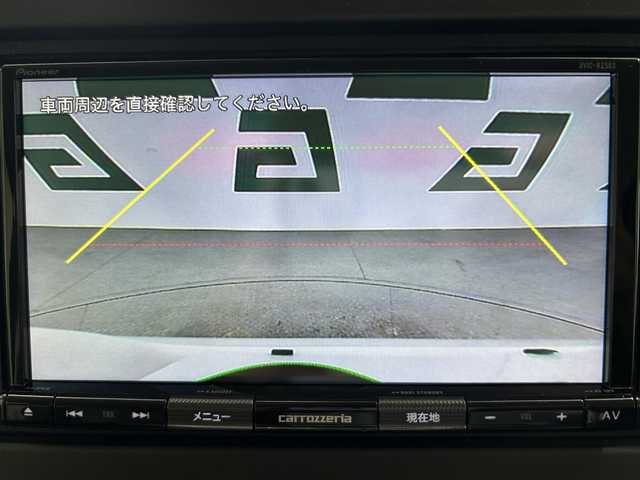 ホンダ Ｎ ＢＯＸ L 鹿児島県 2023(令5)年 4.7万km プラチナホワイトパール 社外ナビ/(DVD/CD)/バックカメラ/ETC/Honda SENSING/　・衝突軽減ブレーキ〈CMBS〉/　・誤発進抑制機能/　・歩行者事故低減ステアリング/　・路外逸脱抑制機能/　・ACC〈アダプティブ・クルーズ・コントロール〉/　・LKAS〈車線維持支援システム〉/　・先行車発進お知らせ機能/　・標識認識機能/　・後方誤発進抑制機能/　・オートハイビーム/前席シートヒーター/電動パーキングブレーキ/ブレーキホールド/ステアリングリモコン/電動格納ミラー/ロールサンシェード/後席テーブル