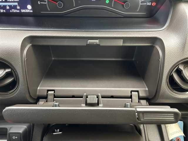 ホンダ Ｎ ＢＯＸ L 鹿児島県 2023(令5)年 4.7万km プラチナホワイトパール 社外ナビ/(DVD/CD)/バックカメラ/ETC/Honda SENSING/　・衝突軽減ブレーキ〈CMBS〉/　・誤発進抑制機能/　・歩行者事故低減ステアリング/　・路外逸脱抑制機能/　・ACC〈アダプティブ・クルーズ・コントロール〉/　・LKAS〈車線維持支援システム〉/　・先行車発進お知らせ機能/　・標識認識機能/　・後方誤発進抑制機能/　・オートハイビーム/前席シートヒーター/電動パーキングブレーキ/ブレーキホールド/ステアリングリモコン/電動格納ミラー/ロールサンシェード/後席テーブル