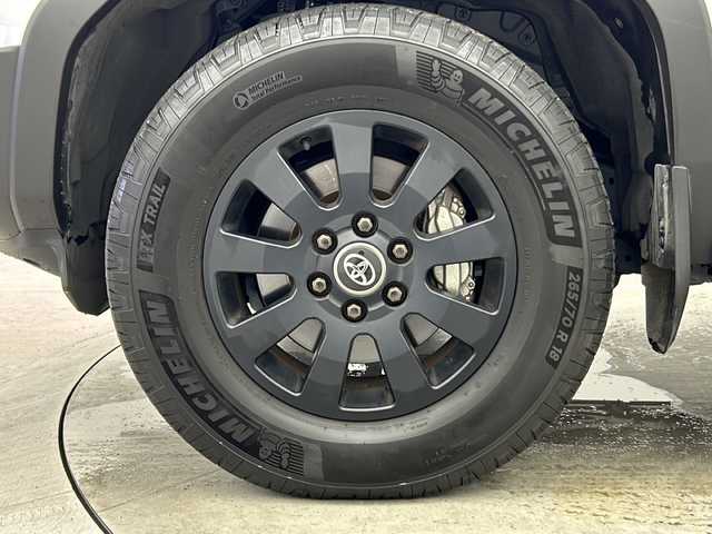 トヨタ ランドクルーザー ２５０ ZX ファーストエディション 大阪府 2024(令6)年 2.2万km プラチナホワイトパールマイカ JBLプレミアムサウンドシステム/チルト＆スライド電動ムーンルーフ/ルーフレール/純正12.3インチディスプレイオーディオplus/【AM/FM/Bluetooth/フルセグTV/HDMI】/パノラミックビューモニター/茶色本革シート/デジタルインナーミラー/置くだけ充電/カラーヘッドアップディスプレイ/挟み込み防止機能付きハンズフリーパワーバックドア/前後ドライブレコーダー【TZ-DR500】/パドルシフト/純正18インチAW/純正フロアマット/トヨタ チームメイト【アドバンスト ドライブ】/トヨタセーフティセンス/・プリクラッシュセーフティ/・レーントレーシングアシスト/・レーンディパーチャーアラート/・アダプティブハイビームシステム/・ロードサインアシスト/・ドライバー異常時対応システム/・プロアクティブドライビングアシスト/・発進遅れ告知機能/・フロントクロストラフィックアラート/・レーンチェンジアシスト/ブラインドスポットモニター/ISOFIX