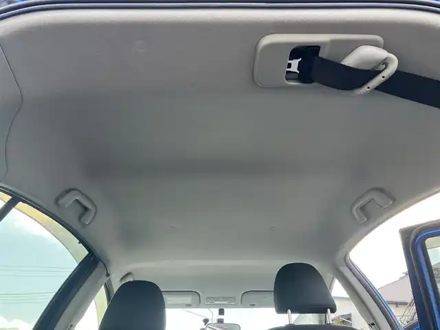 トヨタ アクア S 静岡県 2012(平24)年 6.4万km コバルトブルーメタリック ドライブレコーダー前後／ＥＴＣ／オートエアコン／Ｗエアバッグ／パワーステアリング／パワーウィンドウ／ＣＤ．ＣＤチェンジャー／純正フロアマット／布シート／ＡＢＳ／横滑り防止装置／ハロゲンヘッドライト