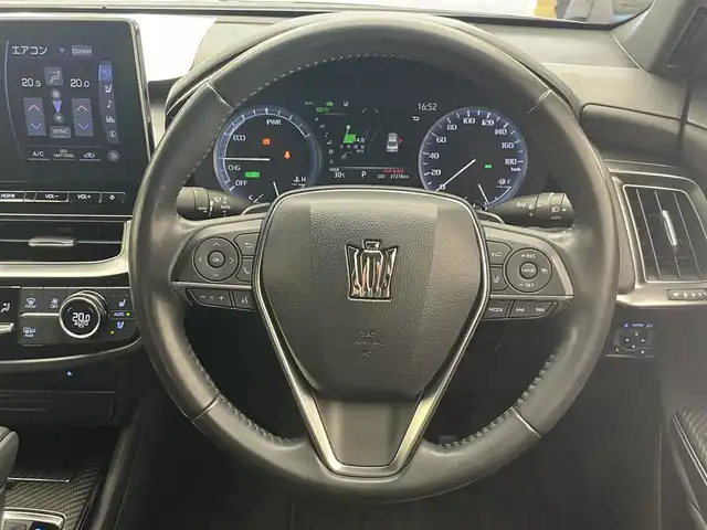 トヨタ クラウン ハイブリッド RS アドバンス 愛知県 2021(令3)年 2.8万km プレシャスブラックパール 純正１２．３型ＤＡナビ　ムーンルーフ　後期型　デジイン　黒革　フルセグＴＶ　ＤＶＤ　前後ドラレコ　ＥＴＣ２．０　ＨＵＤ　セーフティセンス　衝突軽減　追従クルコン　ＢＳＭ　社外アルミ　ベンチレーション　シートヒーター　LEDヘッドライト　オートハイビーム　nanoeX　パドルシフト　パワーシート　全方位カメラ　パノラミックビューモニター　禁煙車　プッシュスタート　スマートキー　純正フロアマット